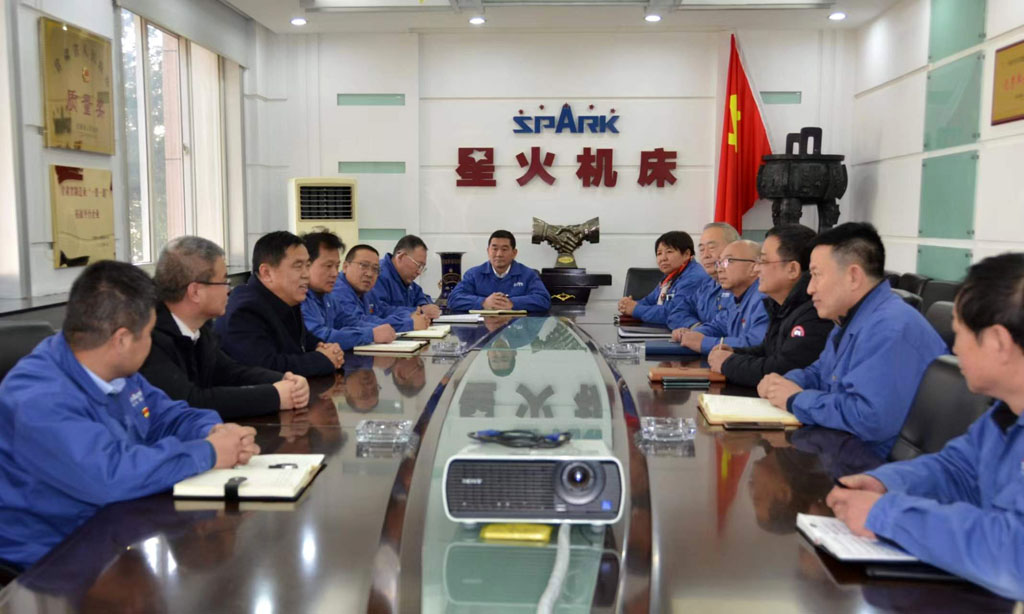 市國資委領導來星火公司慰問